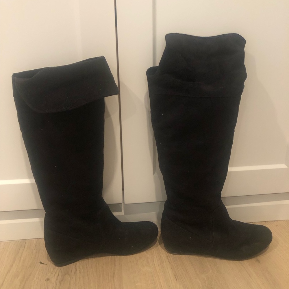Black knee high boots